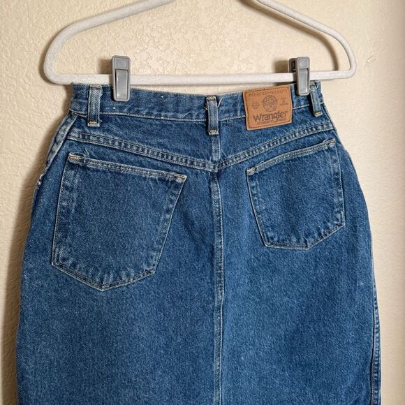 Vintage Wrangler Denim Midi Skirt Sz 6 in Mid Blue - Picture 3 of 6